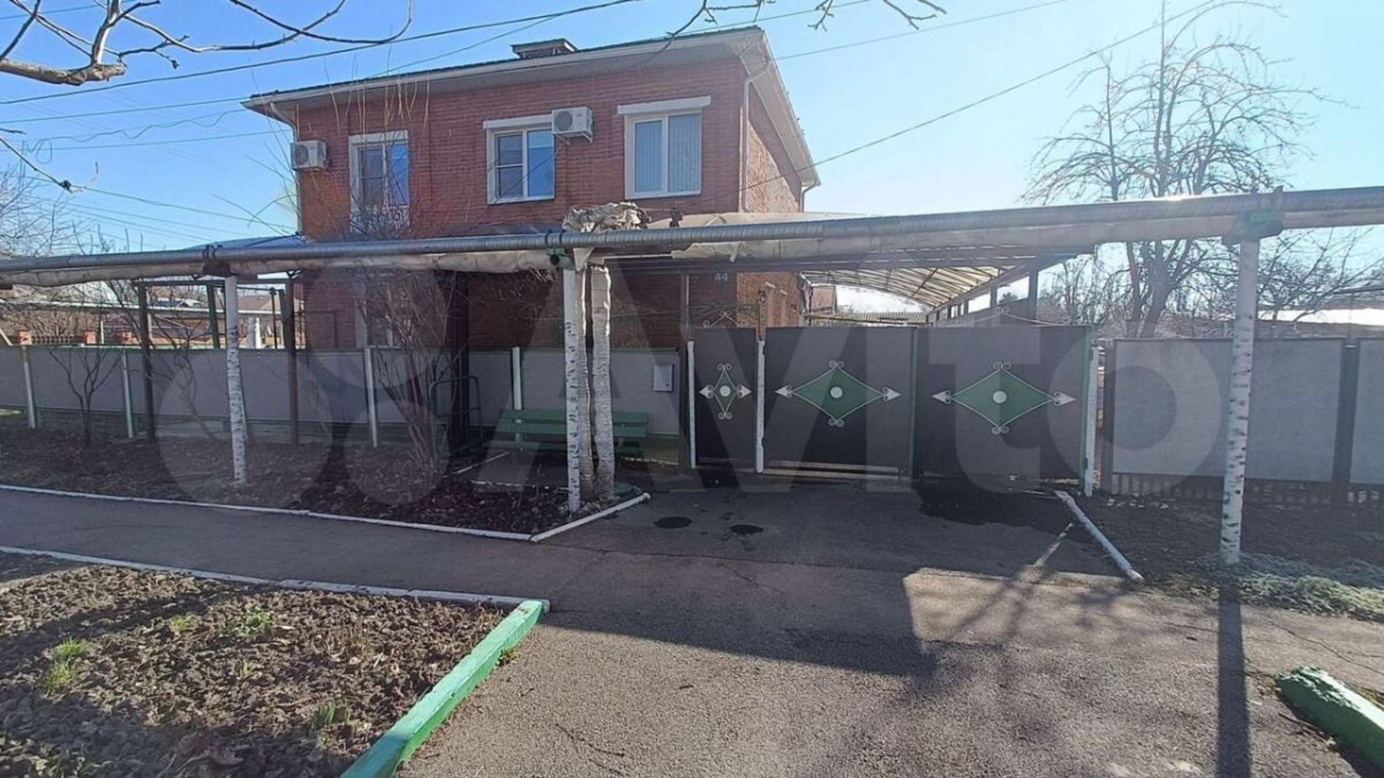 Купить дачу, дом, коттедж за 21 000 000 рублей на Звёздная ул, 34