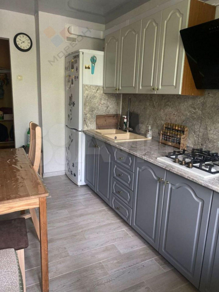 2-комн квартира Южгипронисельстрой ул, 21
