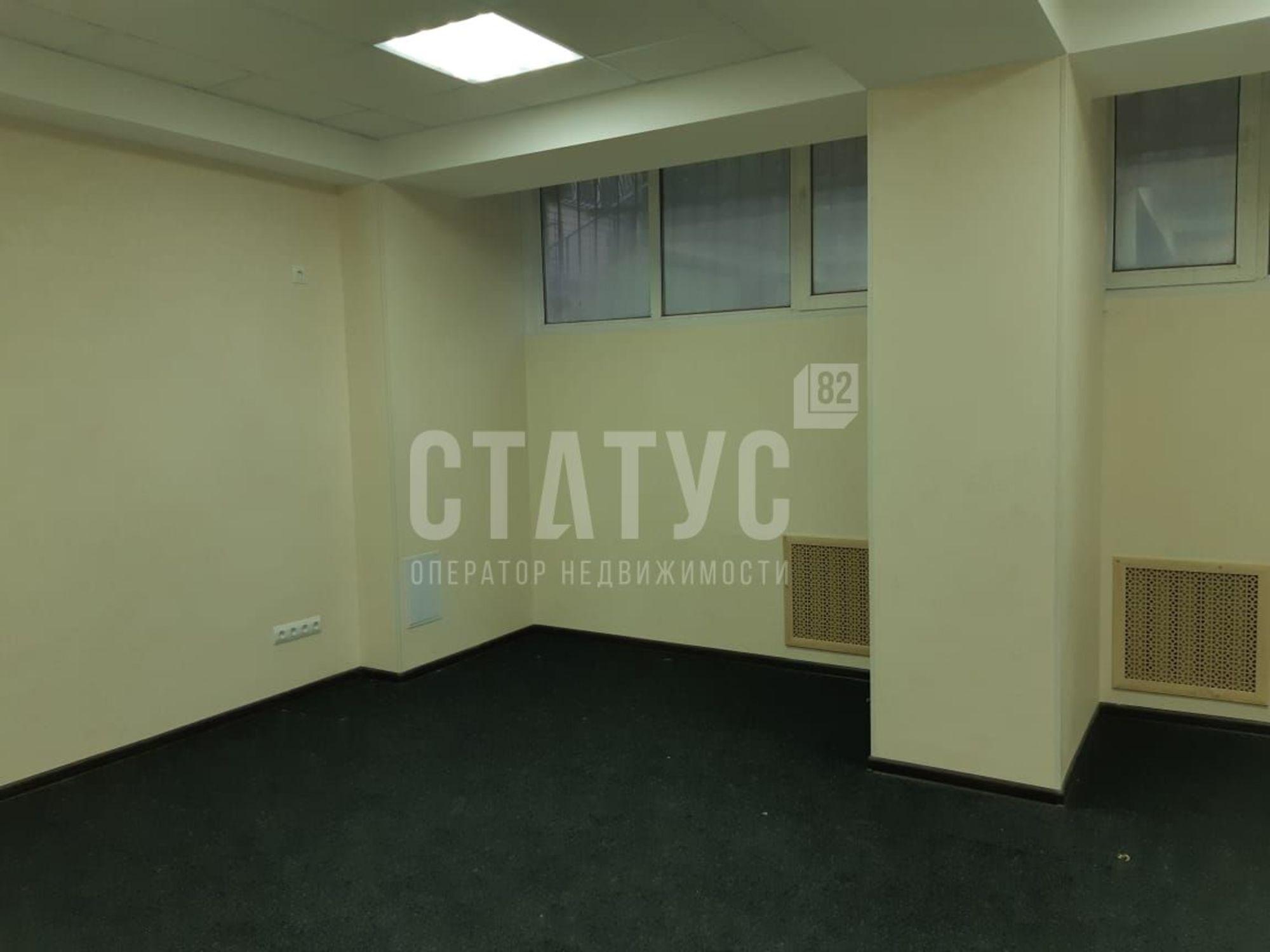 Сдать офис, помещение под офис за 17 583 рублей на Ленинградская ул, 15
