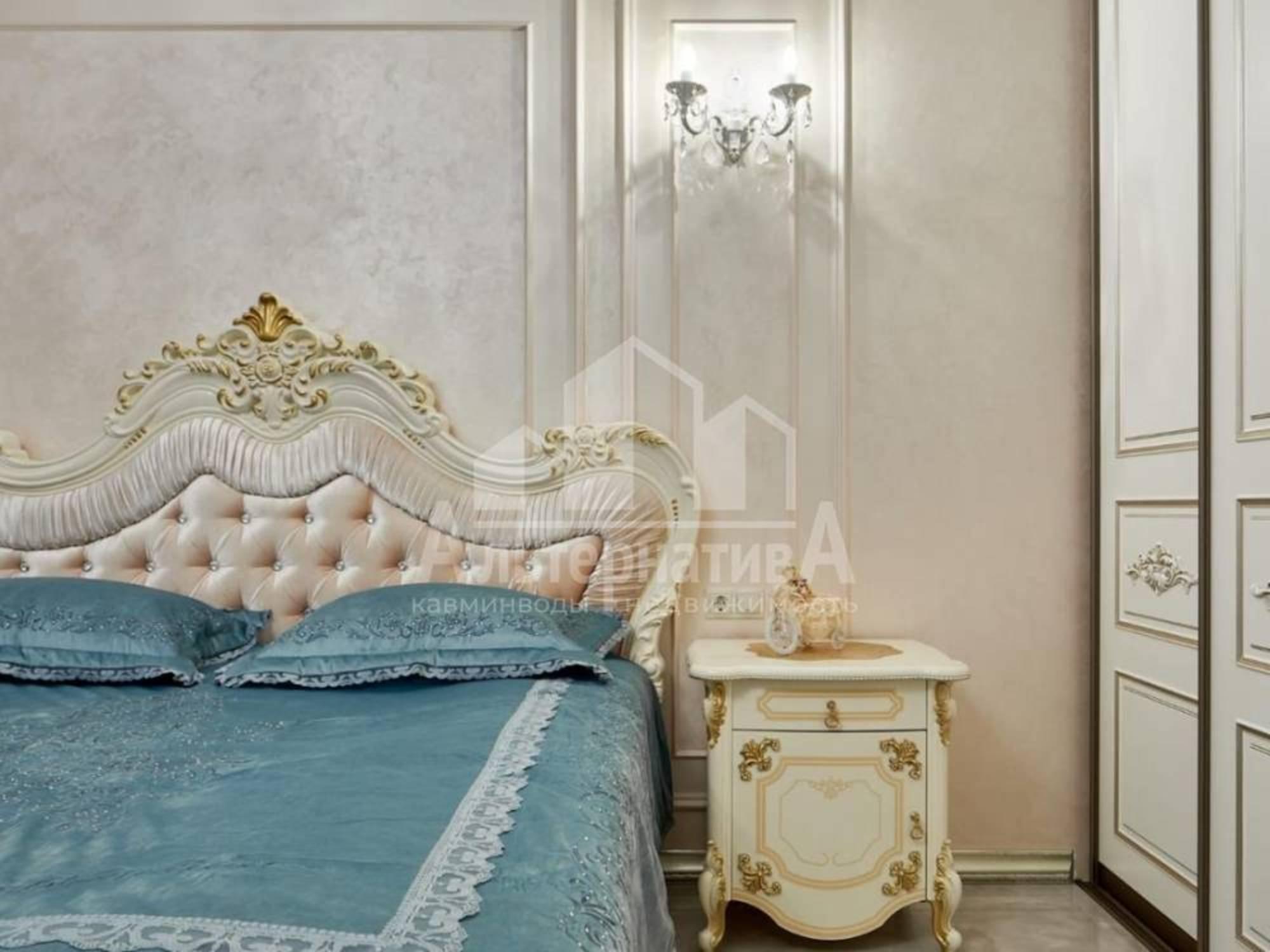 Купить квартиру за 20 900 000 рублей на Декабристов ул.