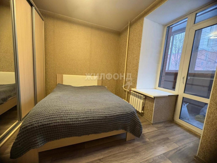 2-комн квартира Адриена Лежена, 27