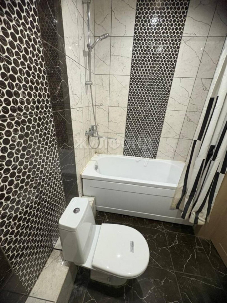 2-комн квартира Адриена Лежена, 27