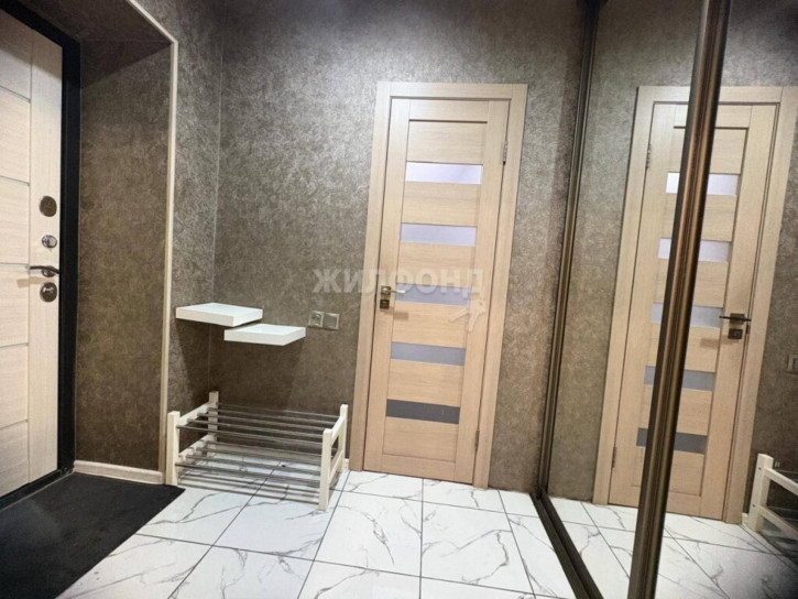 2-комн квартира Адриена Лежена, 27