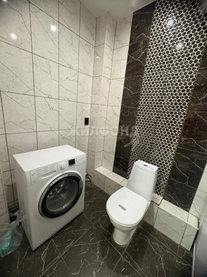 2-комн квартира Адриена Лежена, 27