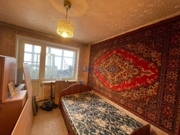 3-комн квартира Пономарева ул, 1