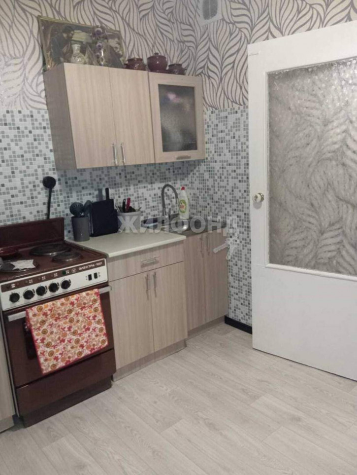 2-комн квартира Школьная улица, д.5 2-комн квартира Школьная улица, д.5
