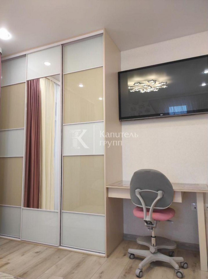 2-комн квартира ул Александра Протозанова, 8к1