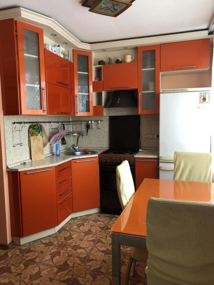 2-комн квартира Пушкина ул, 75