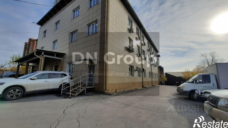 Отдельное здание улица Декабристов, 92,  д. 92 Отдельное здание улица Декабристов, 92,  д. 92