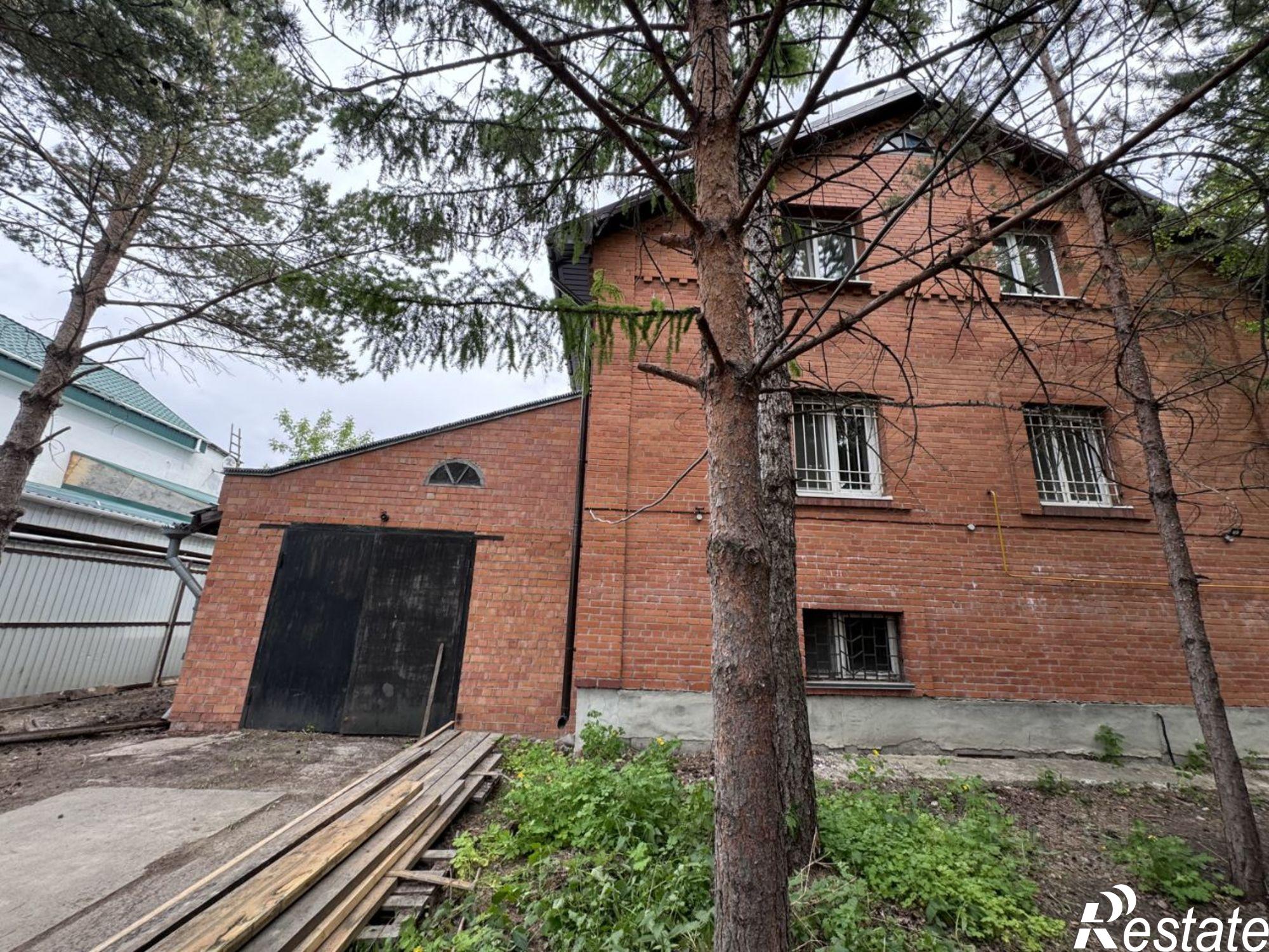 Купить дачу, дом, коттедж за 17 500 000 рублей на ул 3-я Западная, 8