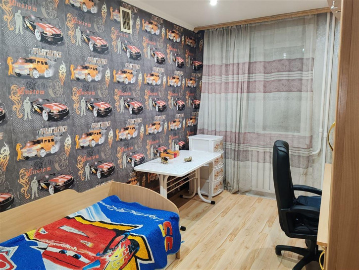3-комн квартира Октябрьский мкр, д. 1