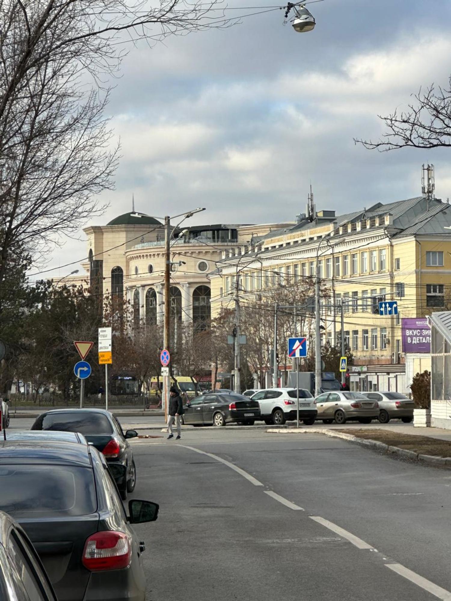 Сдать офис, помещение под офис за 117 750 рублей на г. Астрахань, Кировский район, Тургенева, 7