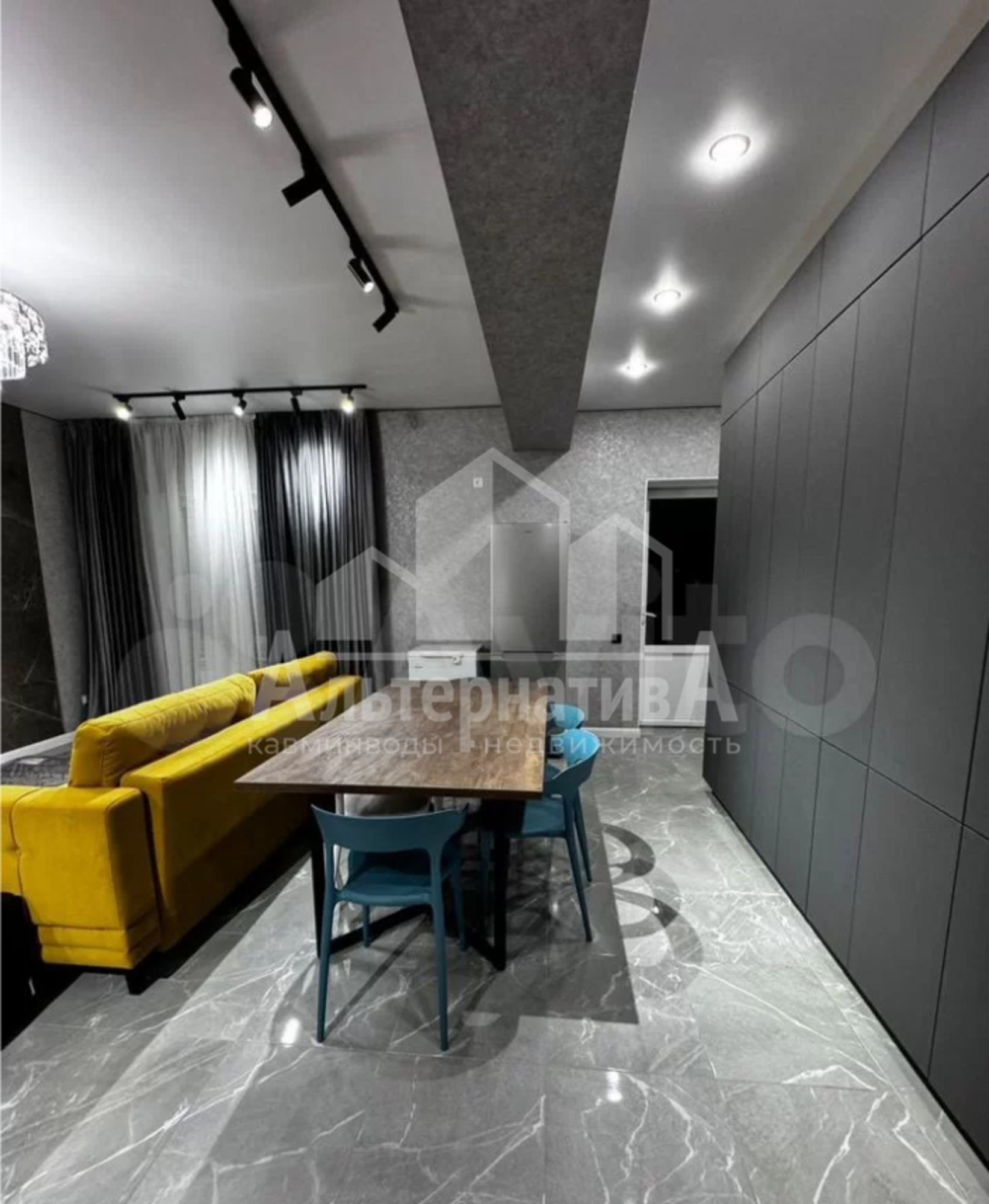 Купить квартиру за 24 000 000 рублей на 8 Марта ул.