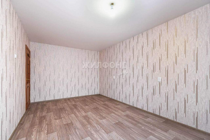 2-комн квартира Кошурникова улица, д.13/1 2-комн квартира Кошурникова улица, д.13/1
