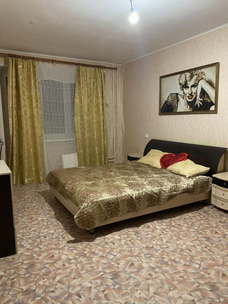 1-комн квартира Парижской Коммуны ул, 41