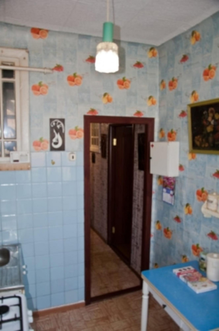 2-комн квартира ул Советской Армии, 4