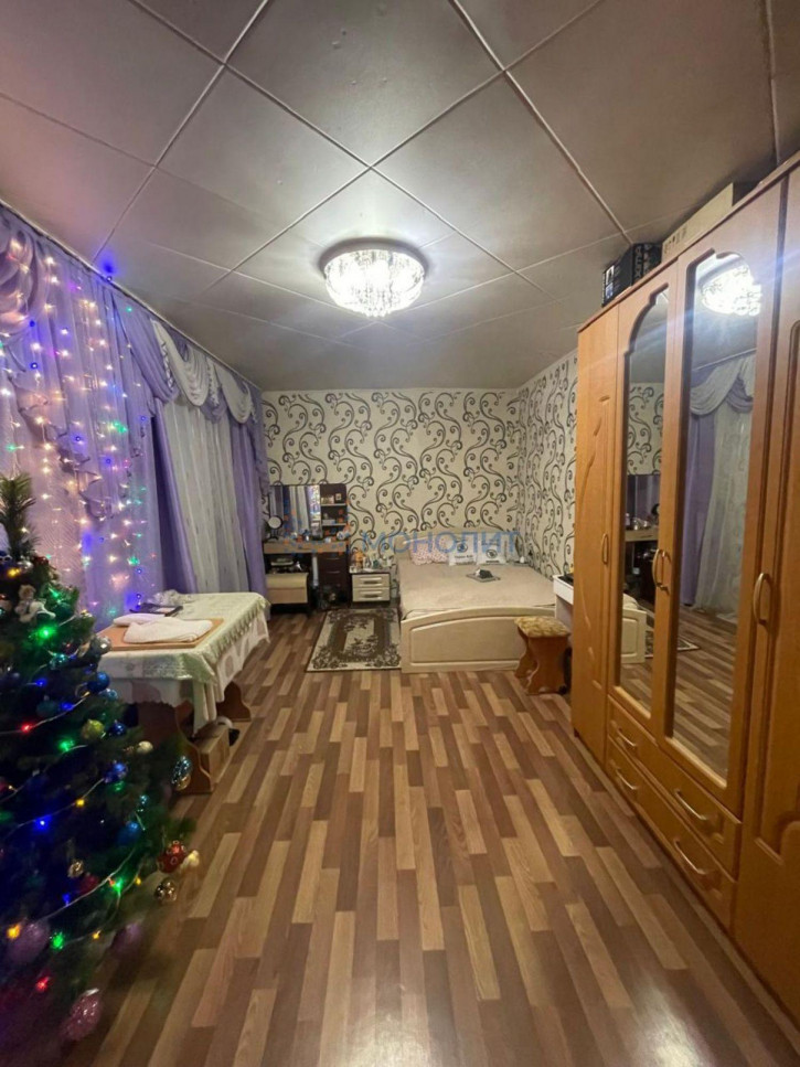 3-комн квартира Весенняя ул, 54