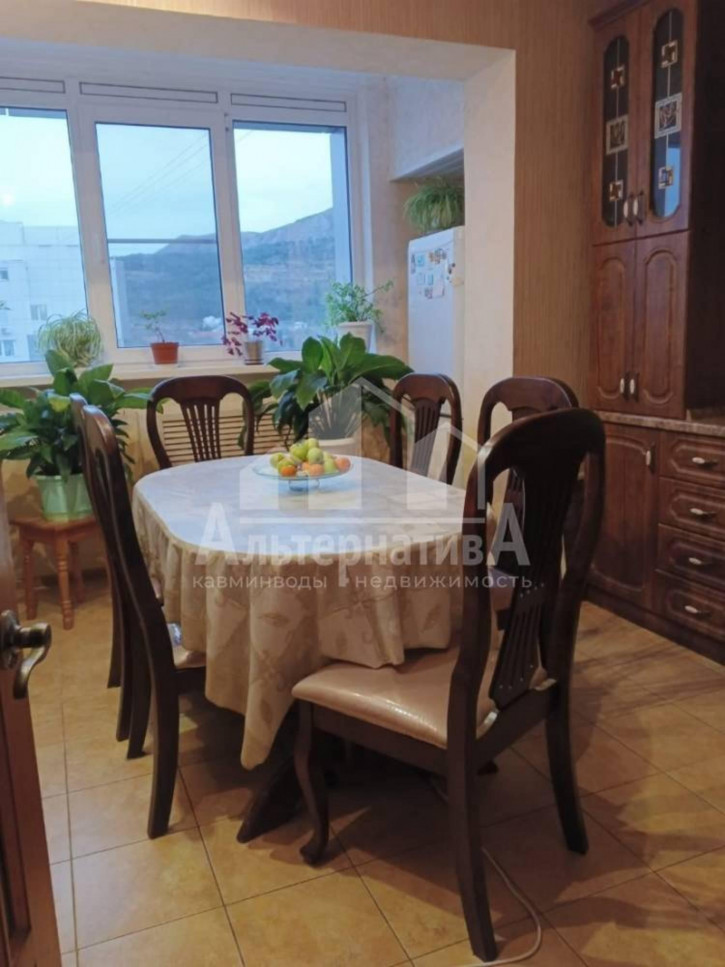 3-комн квартира Победы пр-т.