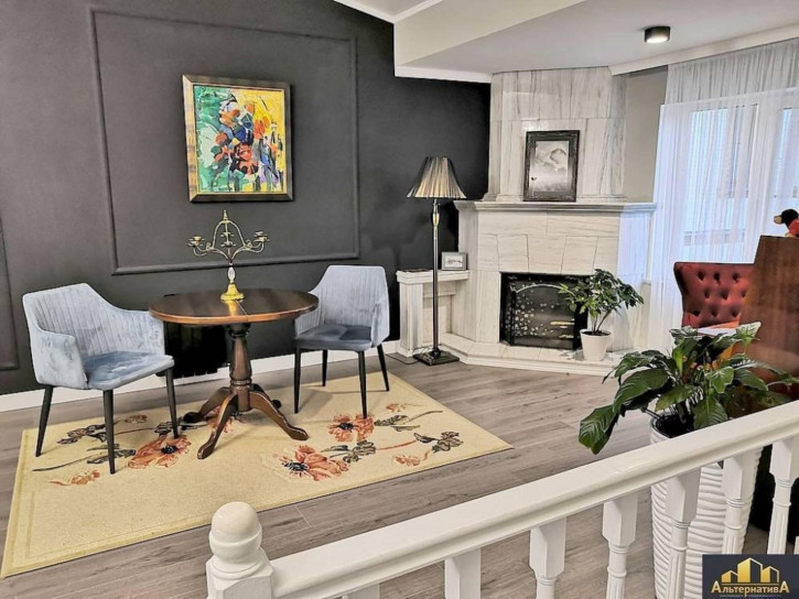 5-комн квартира Солженицына ул.