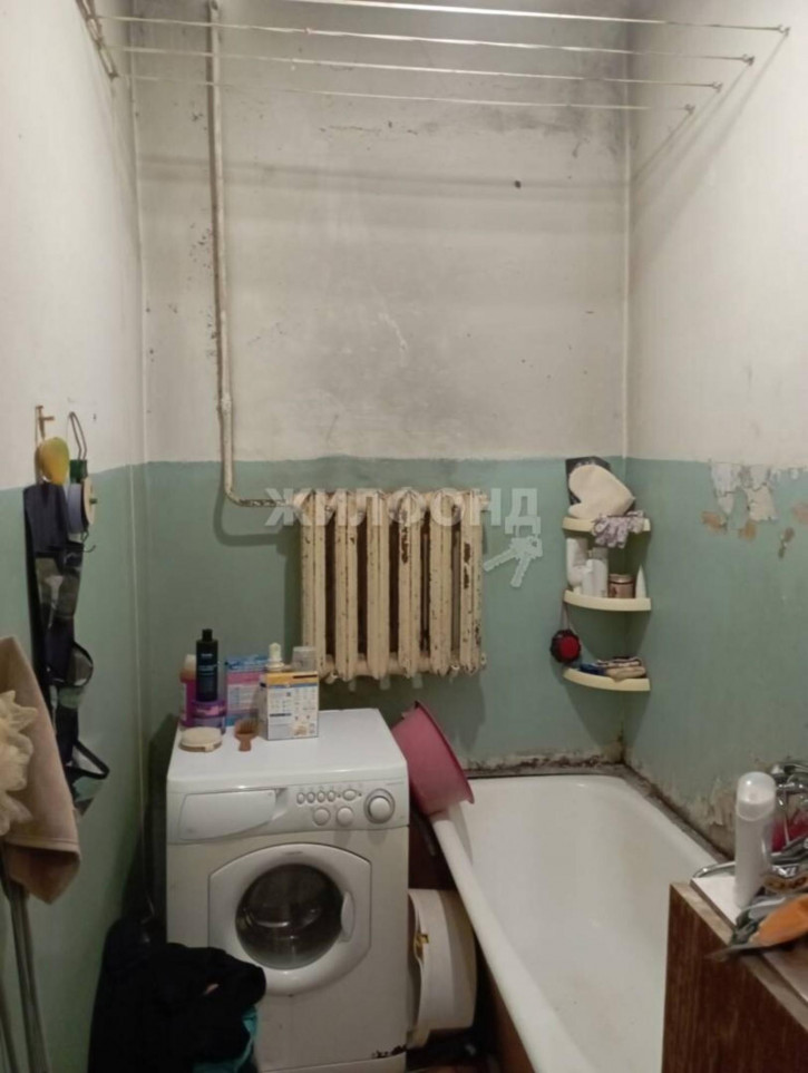 2-комн квартира Троллейная, 79