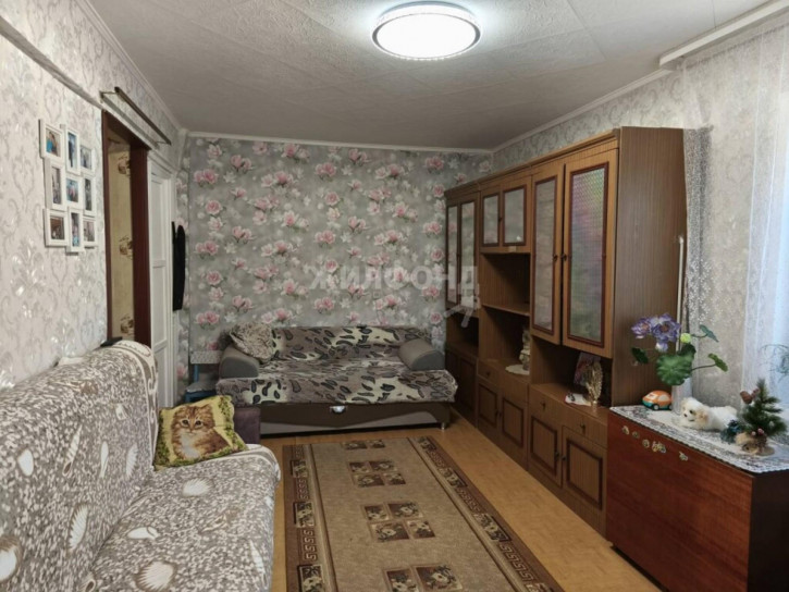 2-комн квартира Героев Труда, 35