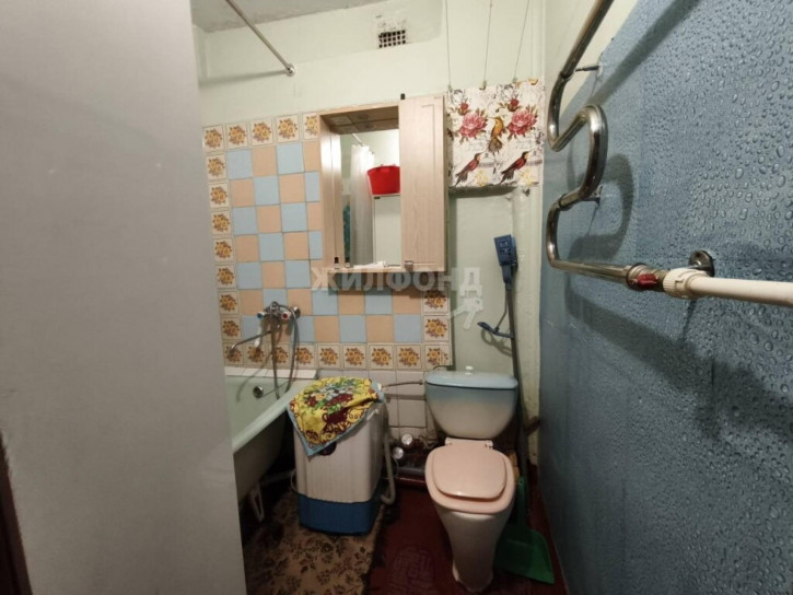2-комн квартира Героев Труда, 35