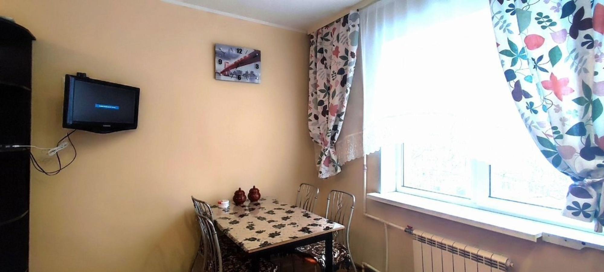 Сдать квартиру за 22 000 рублей на Кирова проспект, 324