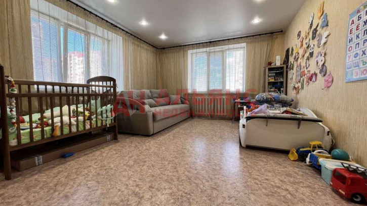 2-комн квартира Дыбенко улица, 36
