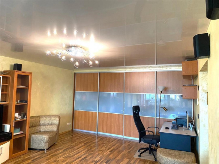 3-комн квартира Солнечная улица, 43а