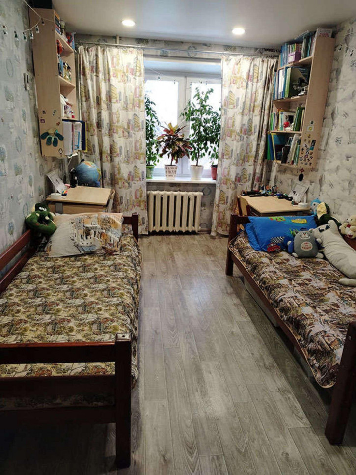 3-комн квартира Балаковская улица, 8