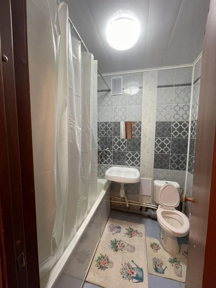 1-комн квартира Ивана Финютина бульвар, 1