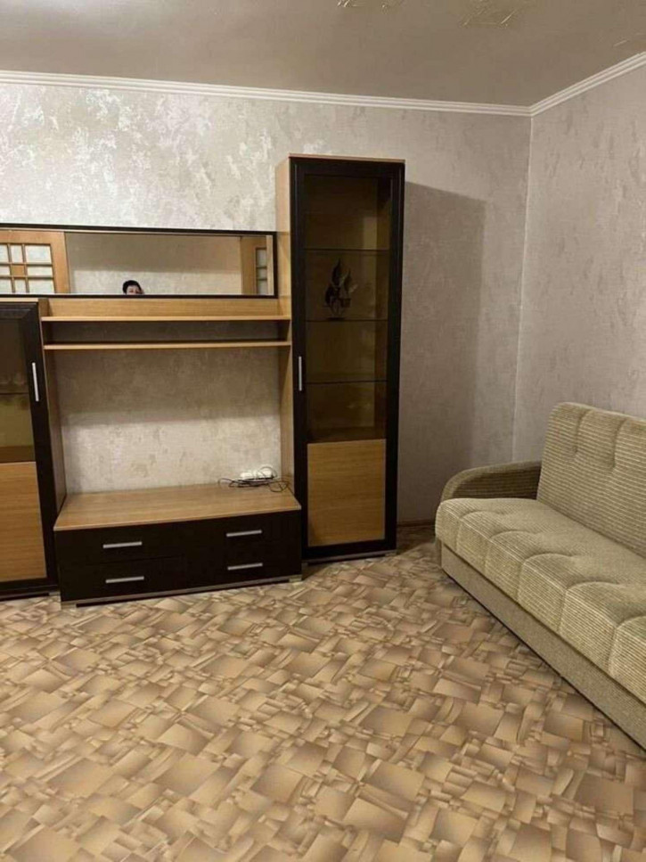 2-комн квартира Аэродромная улица, 114