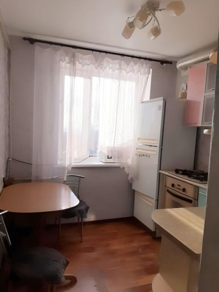 1-комн квартира 4-й квартал, 8