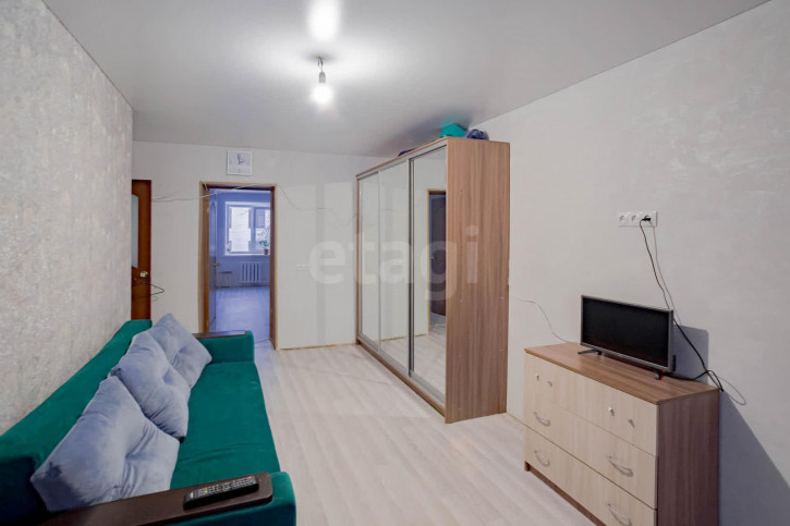 3-комн квартира улица Можайского, 60