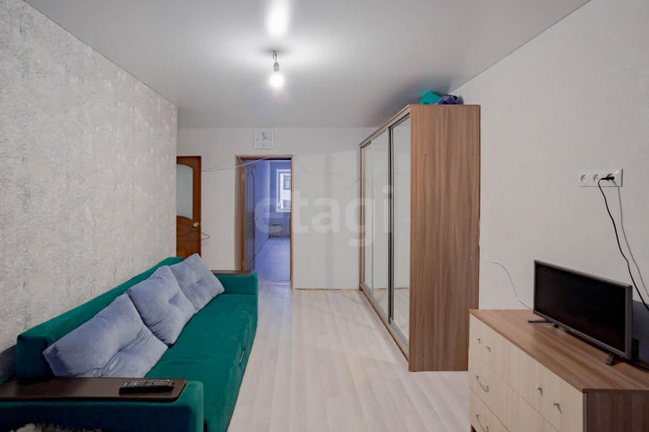 3-комн квартира улица Можайского, 60