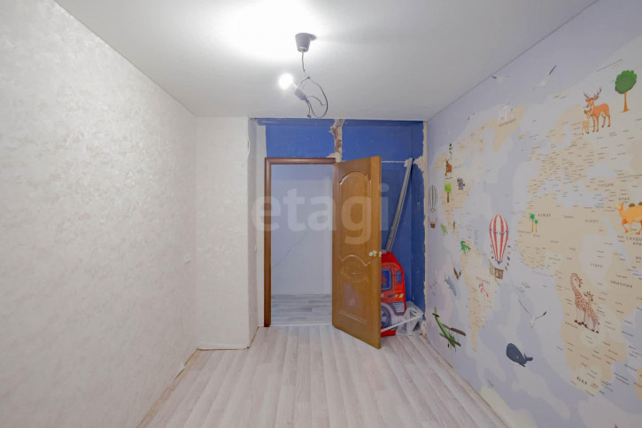 3-комн квартира улица Можайского, 60