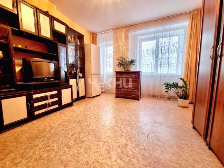 2-комн квартира Волжская наб, 8к3