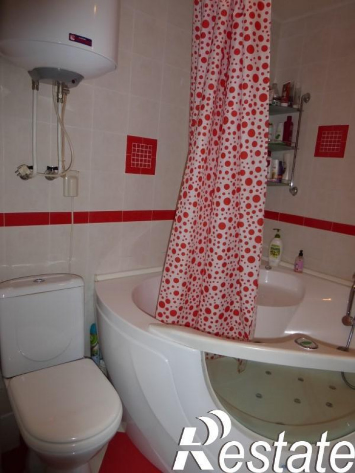 3-комн квартира Куйбышева, 84