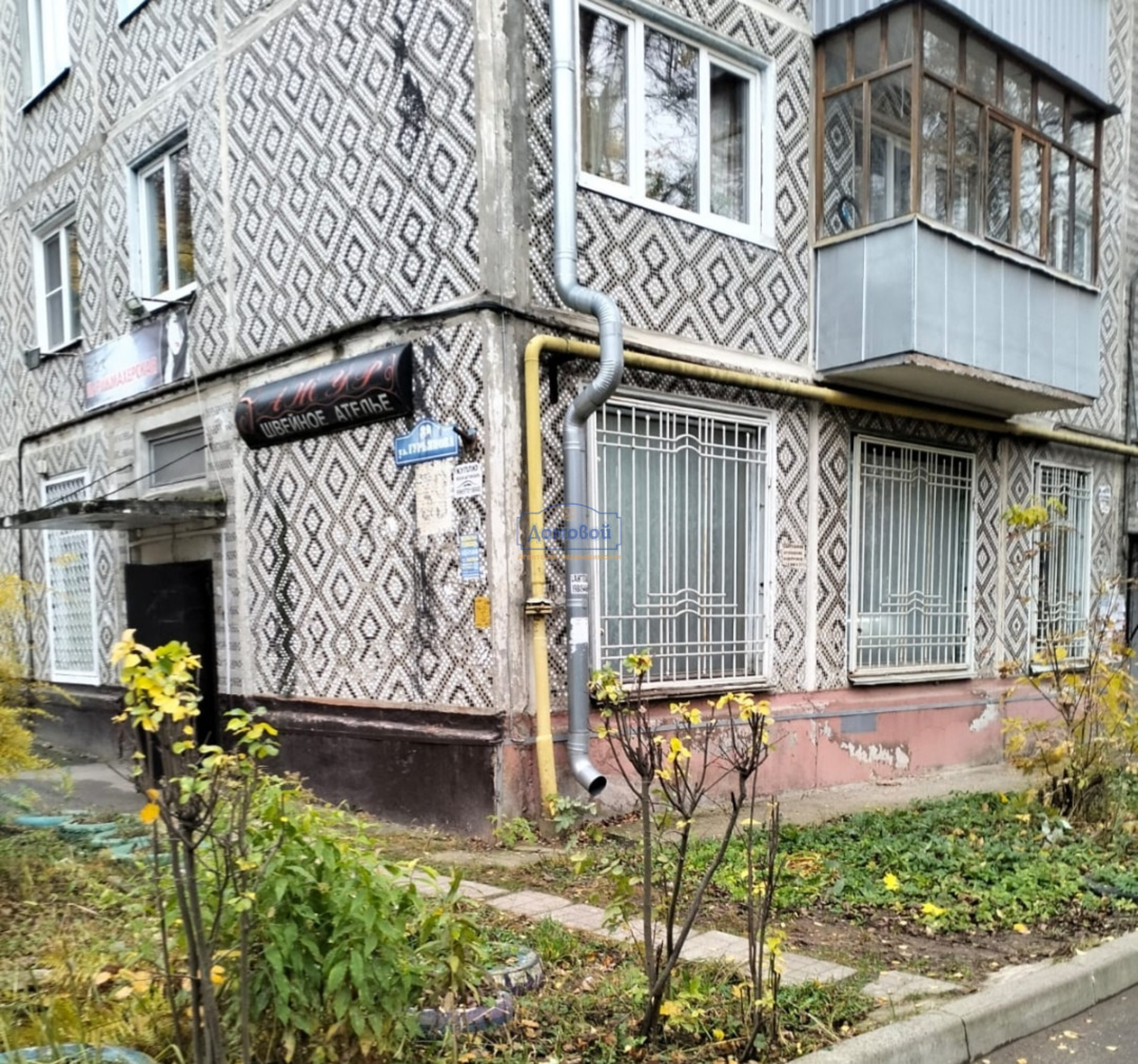Купить помещение свободного назначения за 8 000 000 рублей на Гурьянова ул.