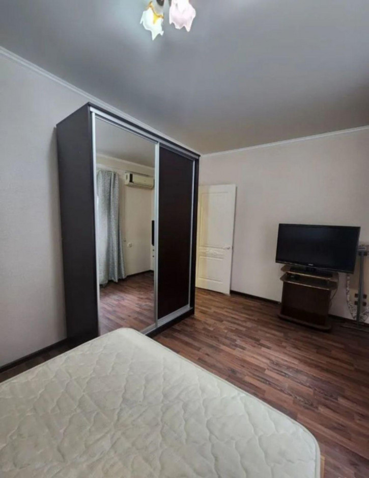 2-комн квартира Ленина ул, 387