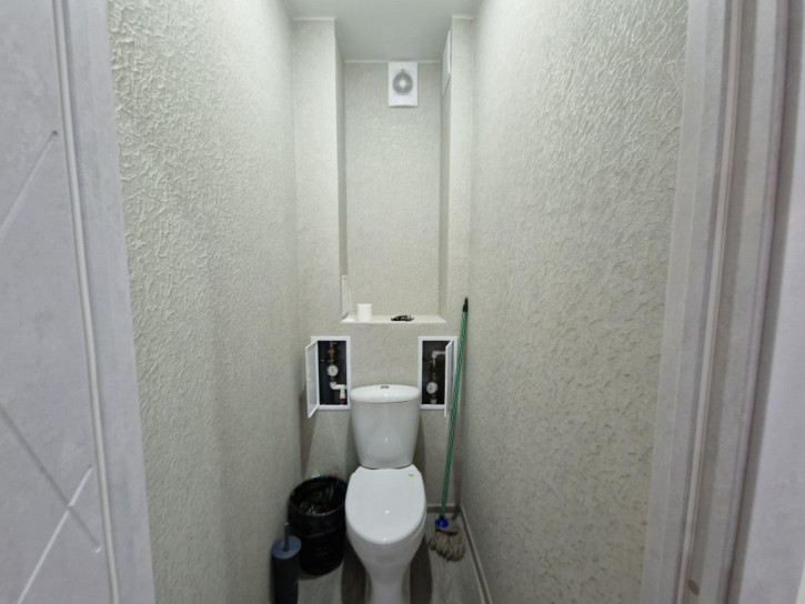 3-комн квартира Родионовка ул, 8