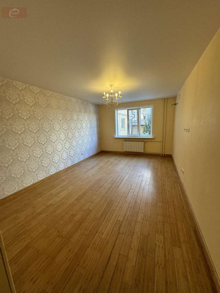 4-комн квартира 50 лет Октября ул, 97 4-комн квартира 50 лет Октября ул, 97