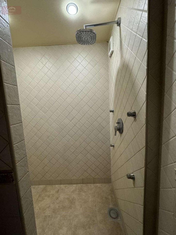 4-комн квартира 50 лет Октября ул, 97 4-комн квартира 50 лет Октября ул, 97