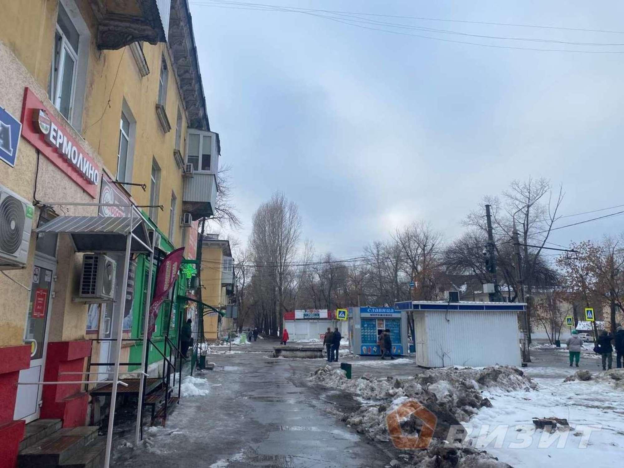 Сдать торговое помещение за 100 000 рублей на Фасадная улица, 5