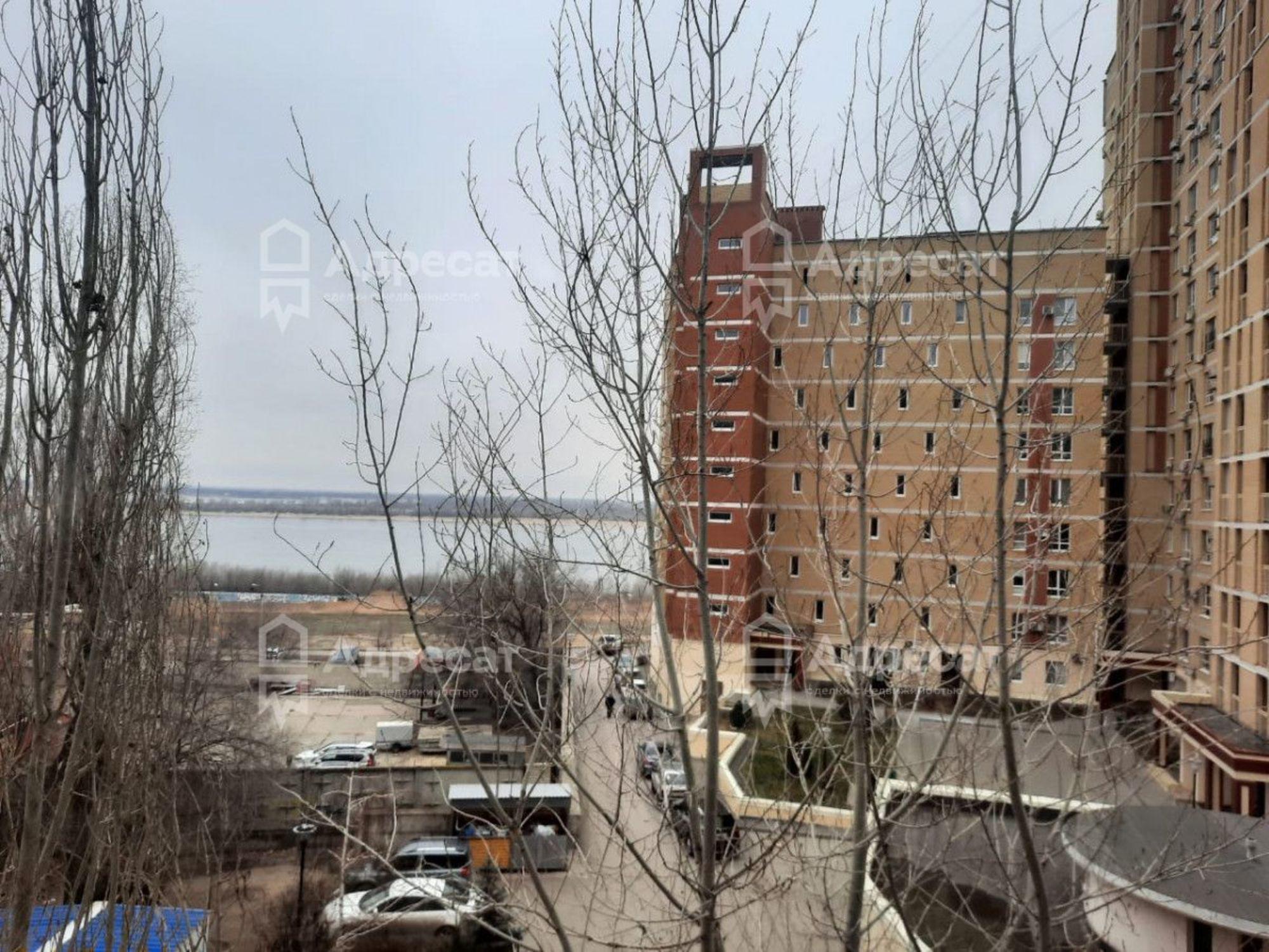 Купить квартиру за 5 700 000 рублей на ул. Каменская,  д.8 Купить квартиру за 5 700 000 рублей на ул. Каменская,  д.8