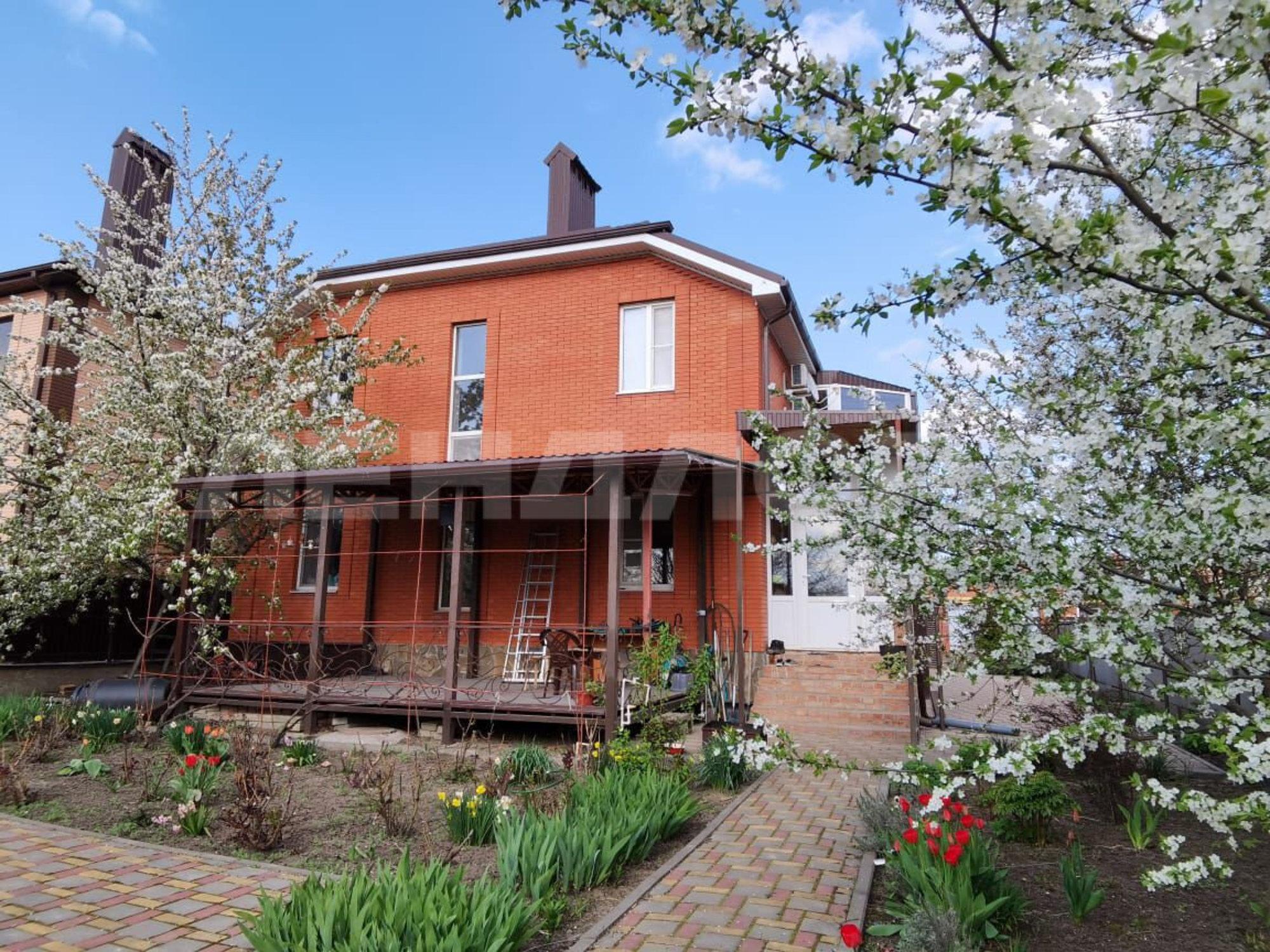 Купить дачу, дом, коттедж за 15 800 000 рублей на 3-й Строевой переулок