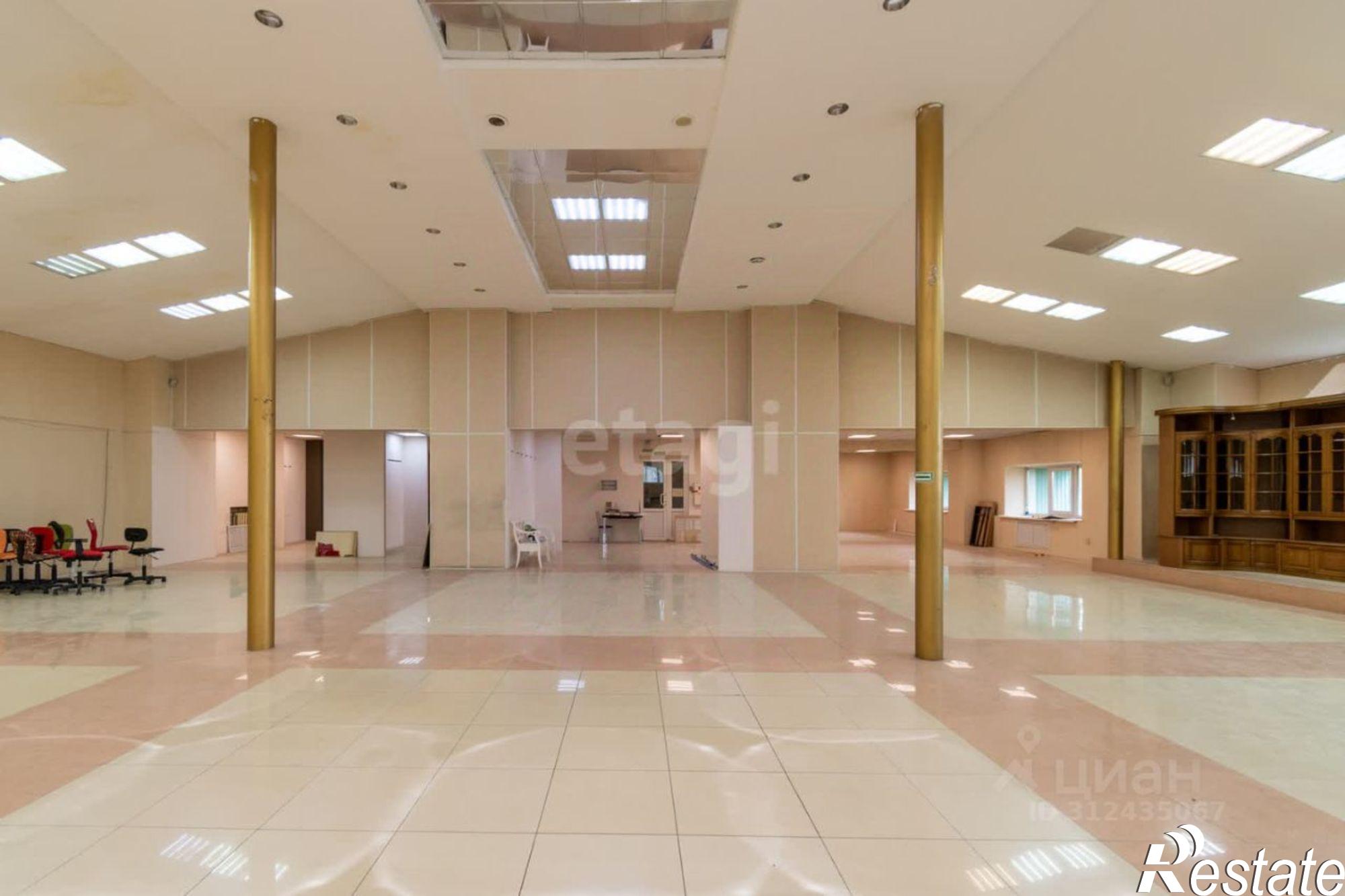 Сдать офис, помещение под офис за 15 415 рублей на ул Горького, 40