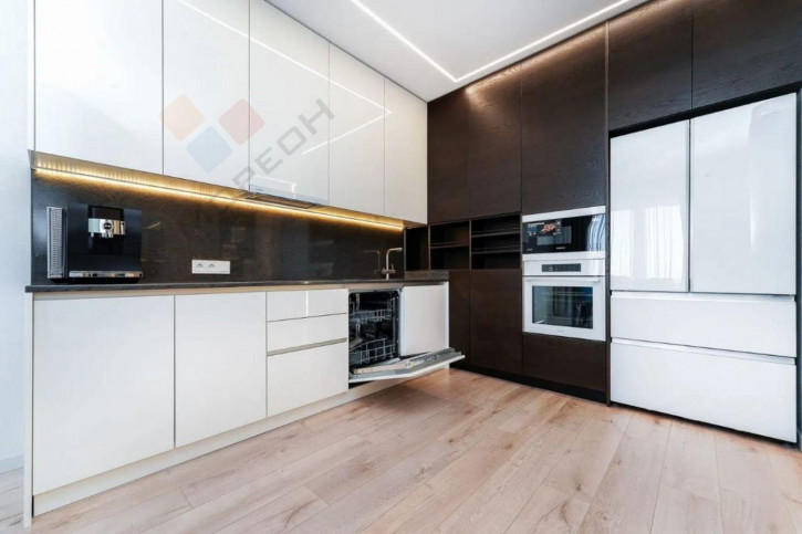 4-комн квартира Гаврилова ул, 27/1