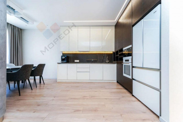 4-комн квартира Гаврилова ул, 27/1