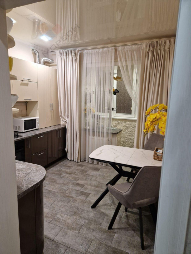 2-комн квартира Целиноградская ул, 4/2